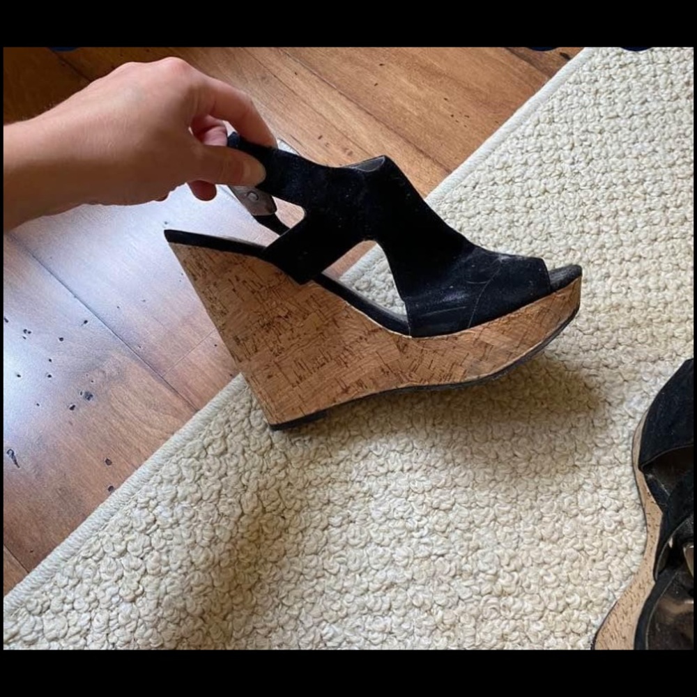 Carlos Santana Wedge Heels